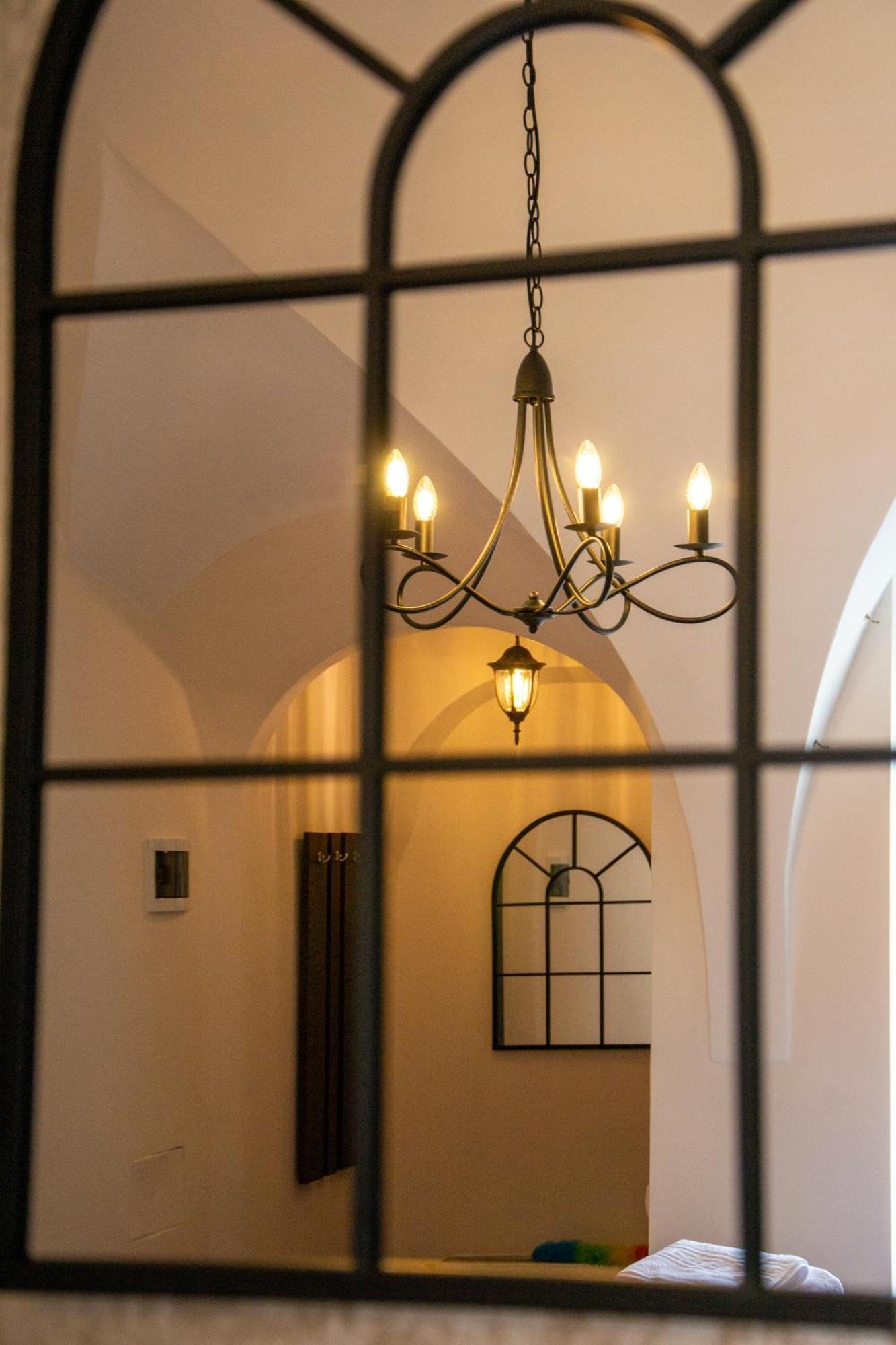 Serenity House Apartments Sibiu Buitenkant foto