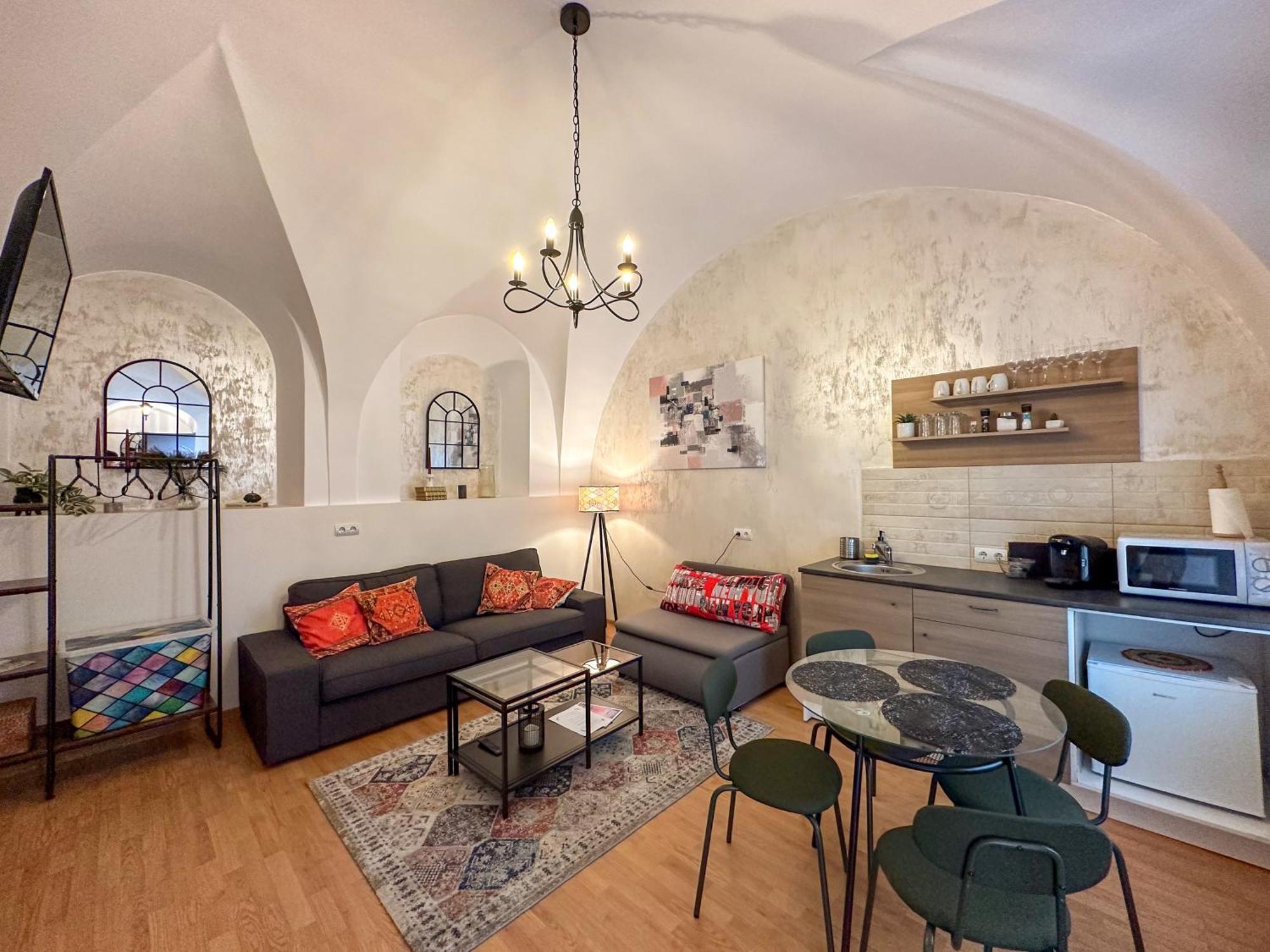 Serenity House Apartments Sibiu Buitenkant foto